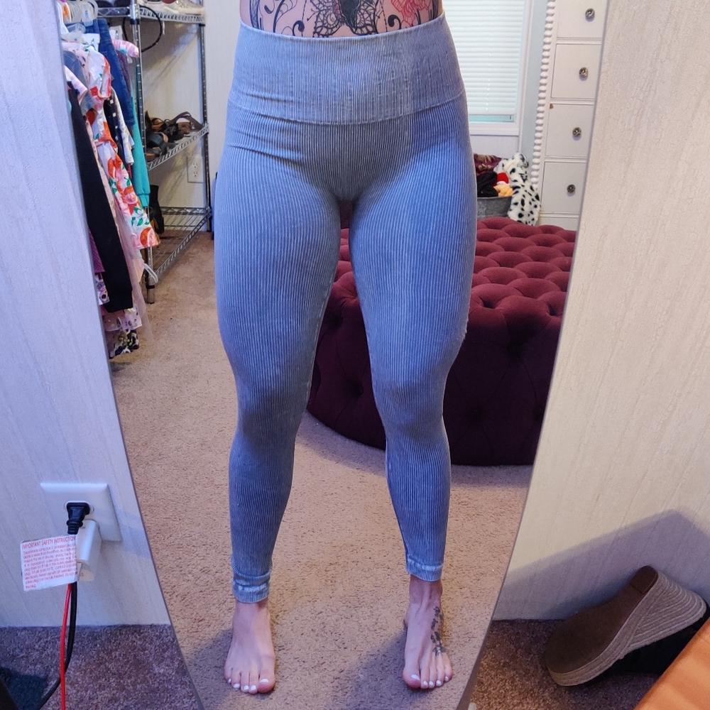 Lele fashion boutique leggings dunes flex